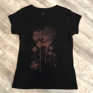 Black T-shirt